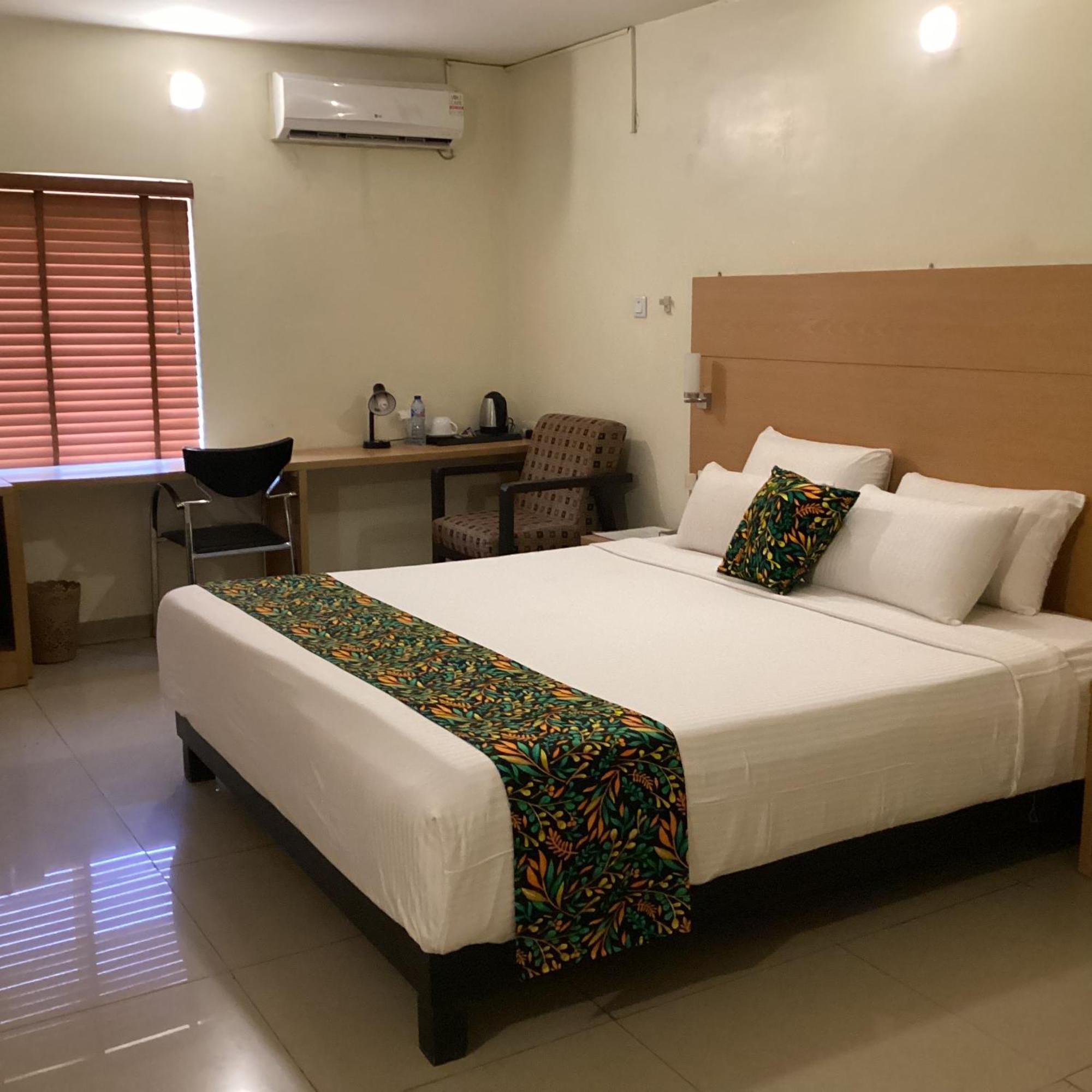 Adis Hotels Ibadan Zewnętrze zdjęcie